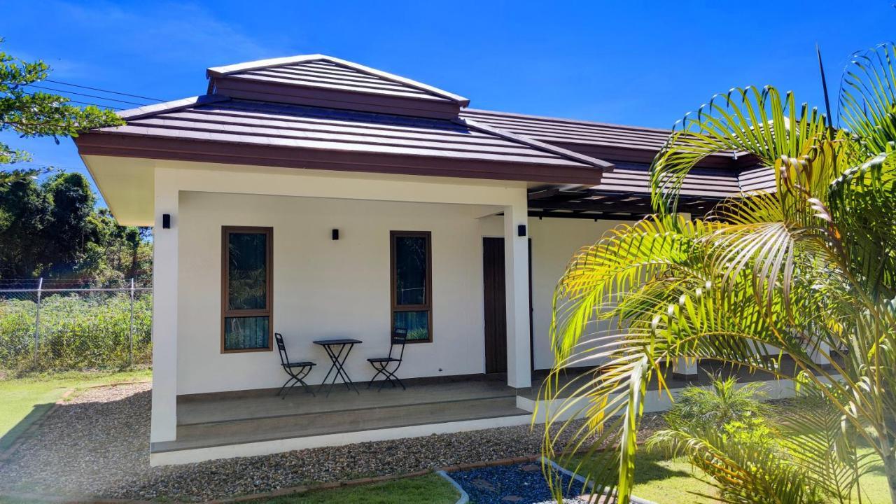 Isan Golf & Adventure Hotel Удон Тани Екстериор снимка